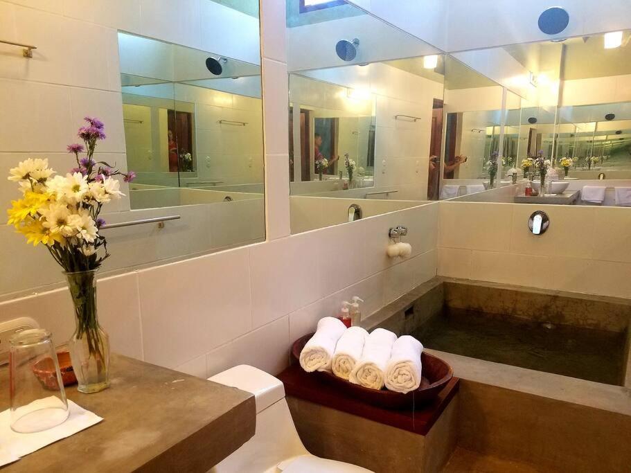Secret Cottage Granada Nicaragua ภายนอก รูปภาพ
